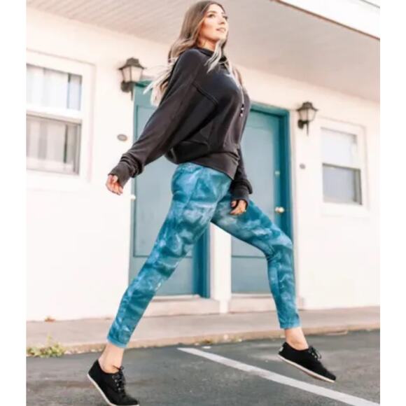 ree People Movement Good Karma Leggings Womens M/L High Rise Tie Dye Ozark Mist - Picture 1 of 6